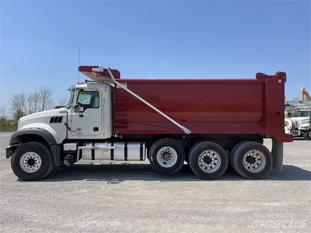 Mack GRANITE 64FR Maszyny budowlane - Inne