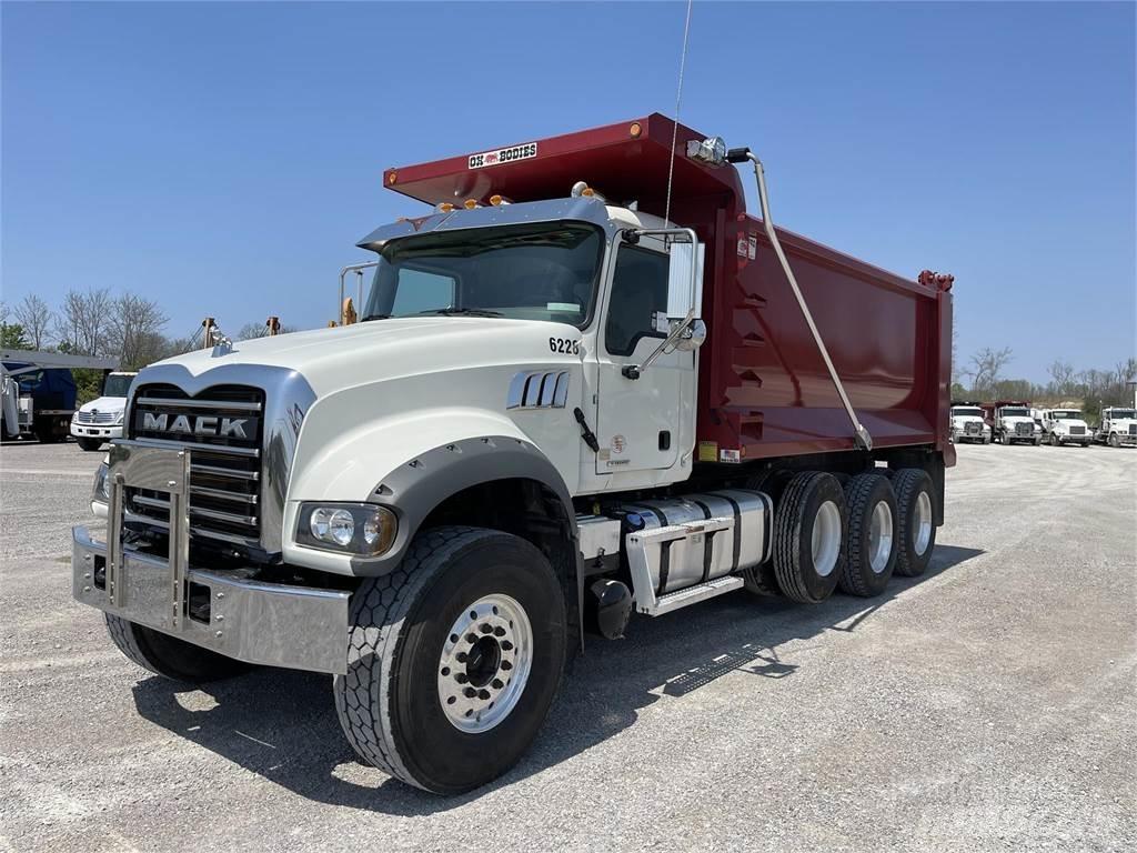 Mack GRANITE 64FR Maszyny budowlane - Inne