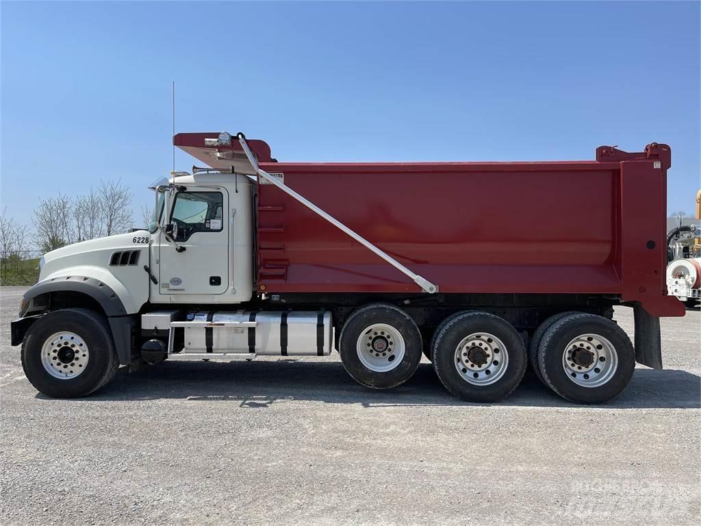 Mack GRANITE 64FR Maszyny budowlane - Inne