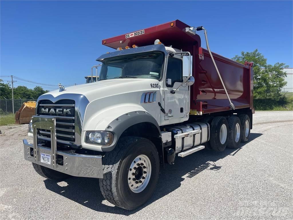 Mack GRANITE 64FR Maszyny budowlane - Inne