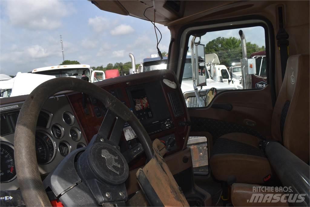 Mack GRANITE GU713 Wywrotki