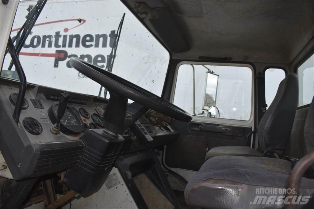 Mack MIDLINER CS300 Żurawie samochodowe