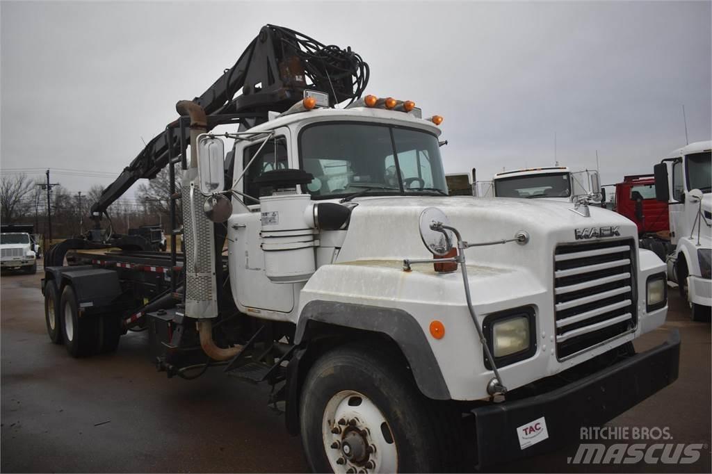 Mack RD688S Żurawie samochodowe