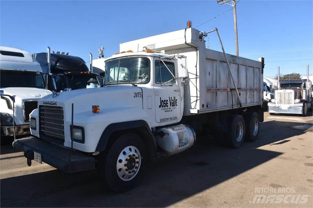 Mack RD688S Wywrotki