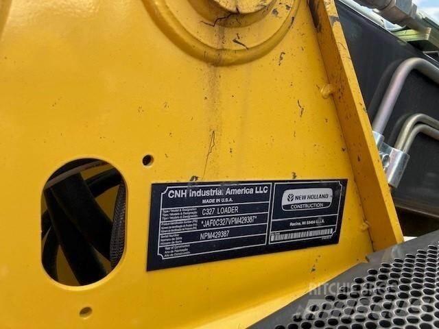 New Holland C327 Ładowarki burtowe