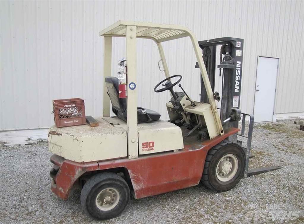 Nissan PF02A25V Wózki widłowe inne