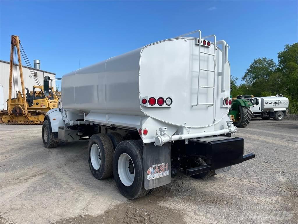 Peterbilt 335 Polewaczki