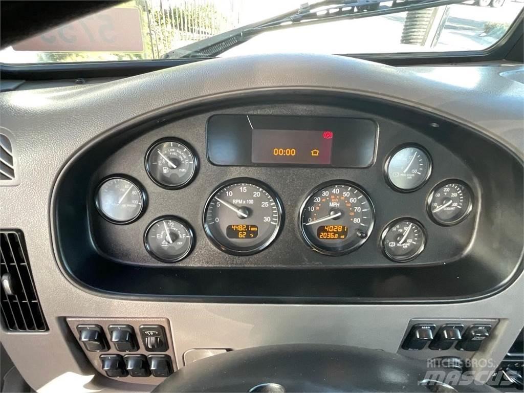 Peterbilt 348 Cysterna