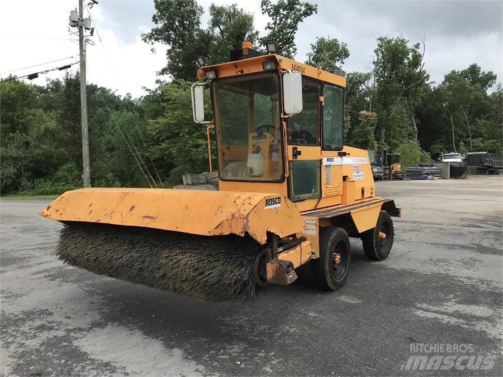 Rosco 4830 Zamiatarki - Zgarniarki - Odśnieżarki