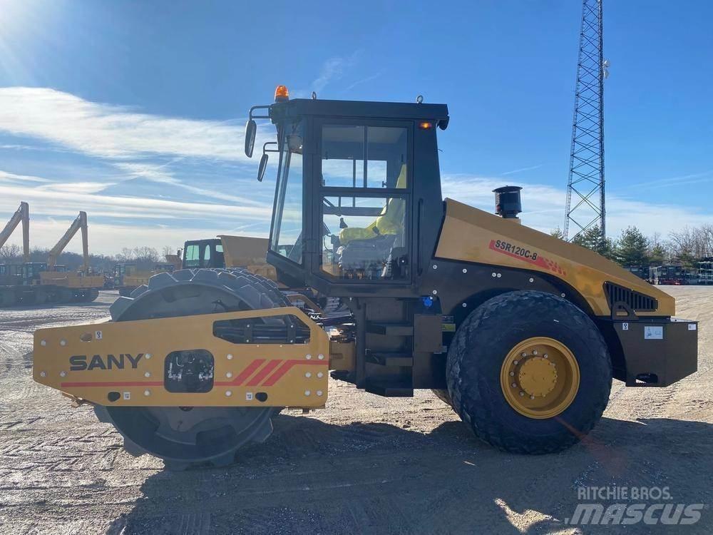 Sany SSR120C-8 Kompaktory