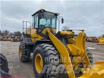 SDLG L948F Ładowarki kołowe