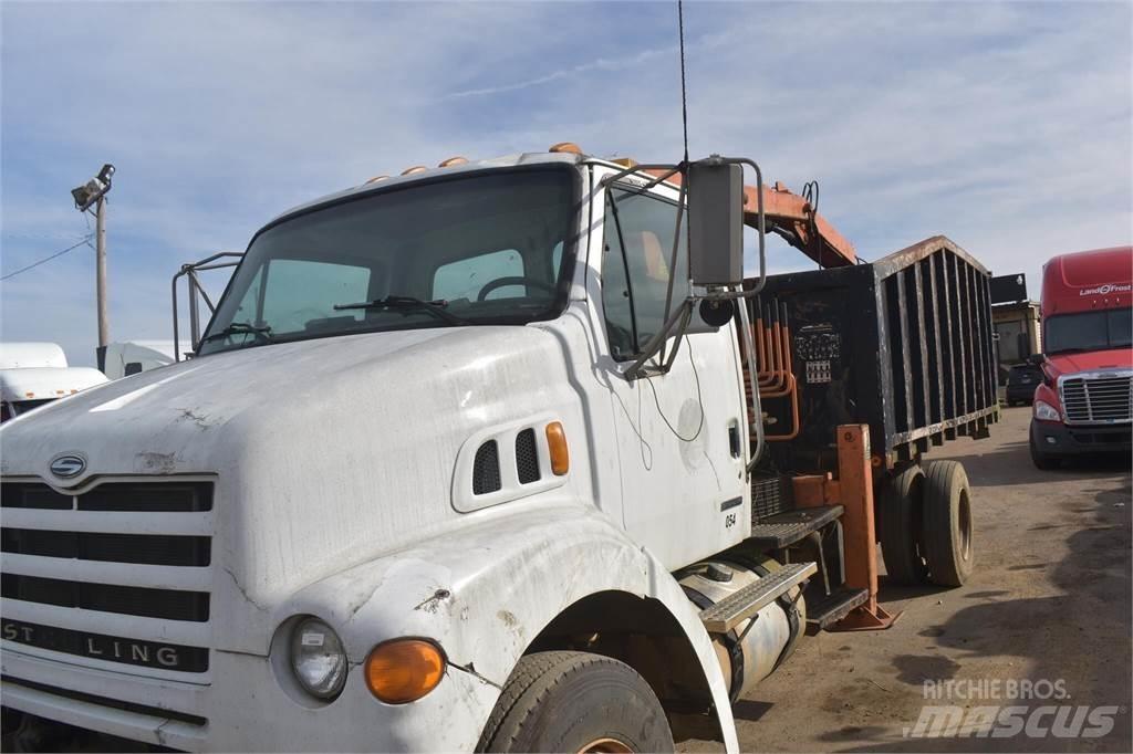 Sterling L7500 Żurawie samochodowe