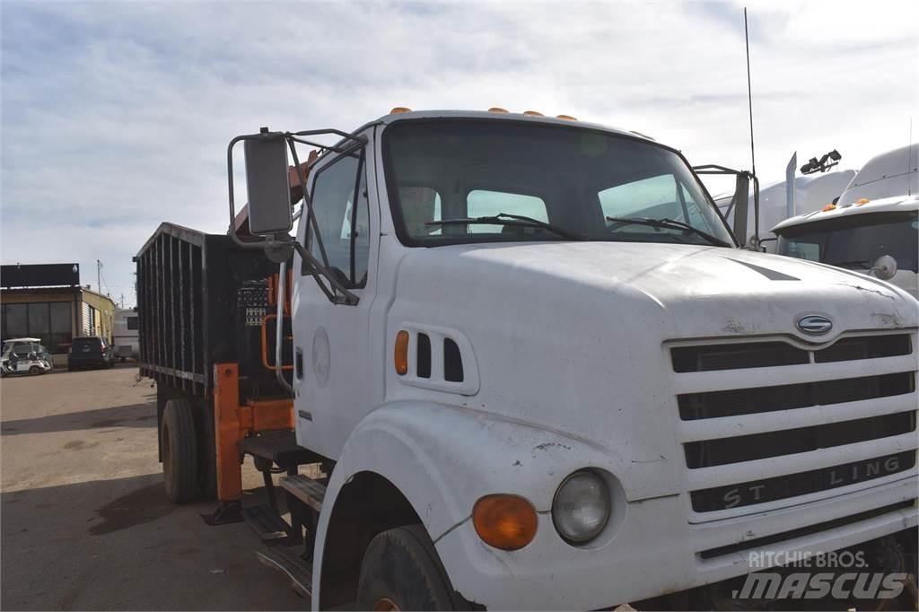 Sterling L7500 Żurawie samochodowe