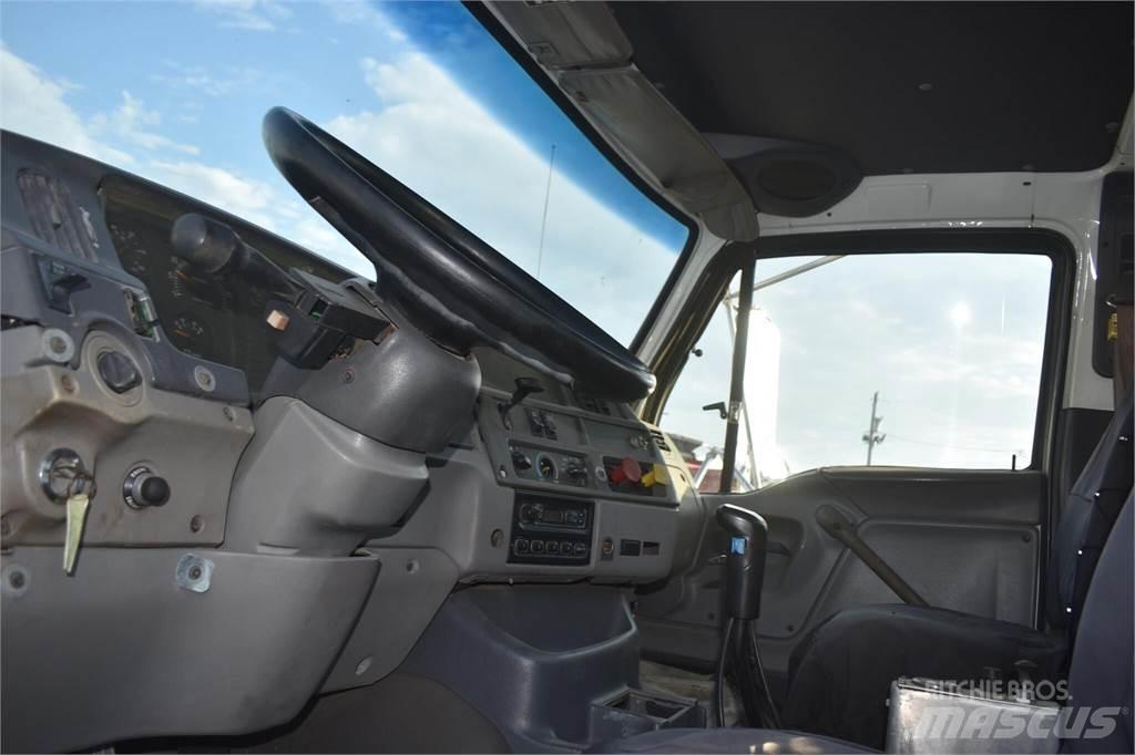 Sterling LT9500 Żurawie samochodowe