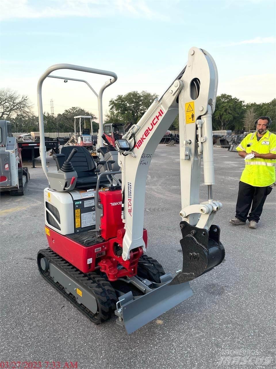 Takeuchi TB210R Minikoparki