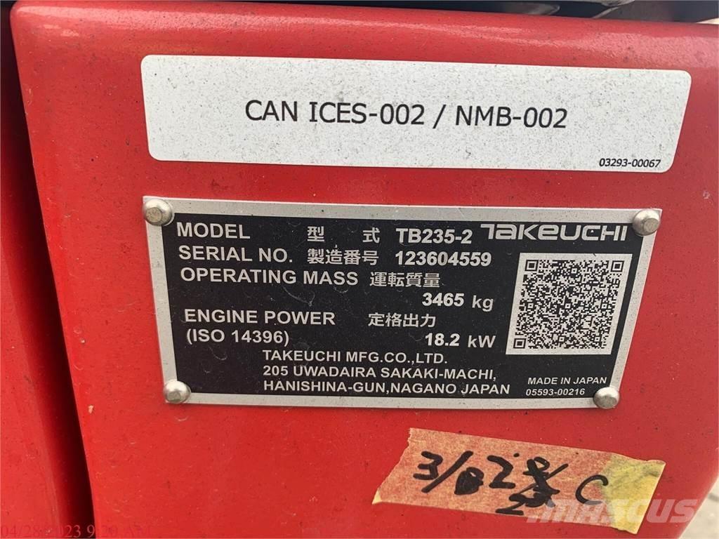 Takeuchi TB235-2 Minikoparki