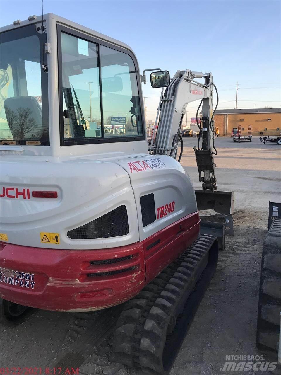 Takeuchi TB240 Minikoparki