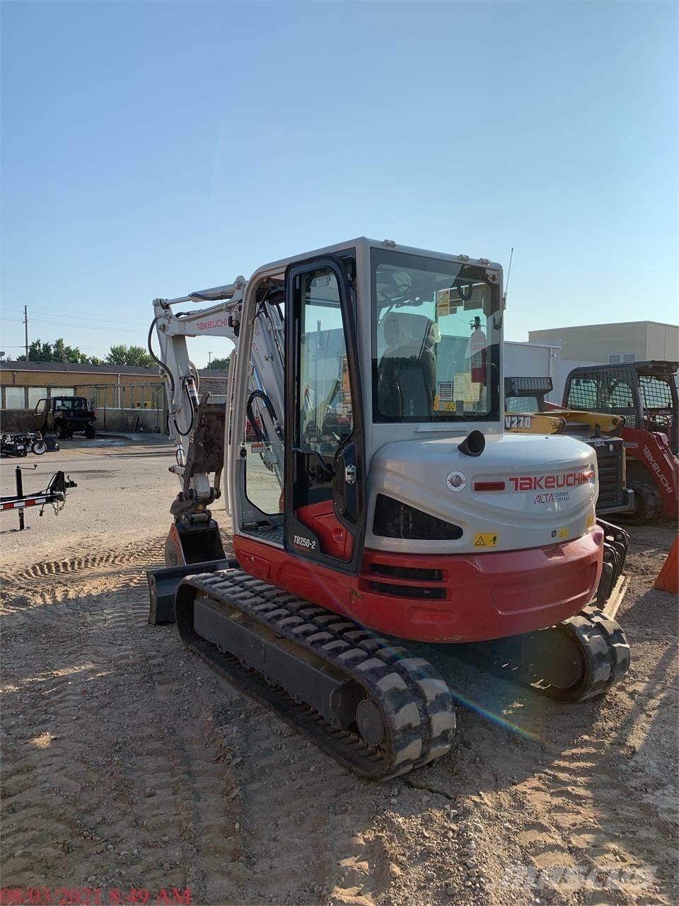 Takeuchi TB250-2 Minikoparki