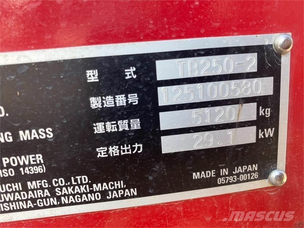 Takeuchi TB250-2 Minikoparki