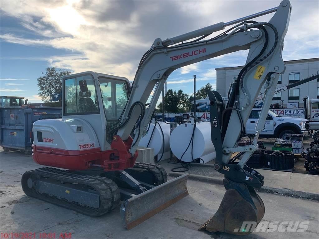 Takeuchi TB250-2 Minikoparki