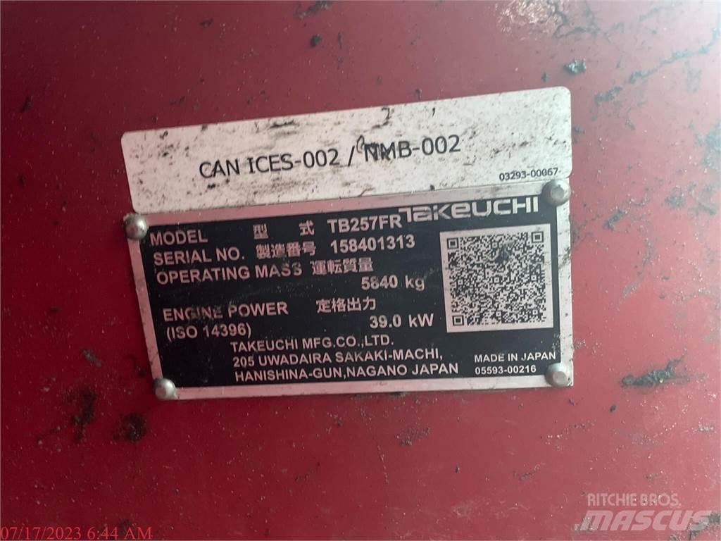Takeuchi TB257FR Koparki gąsienicowe