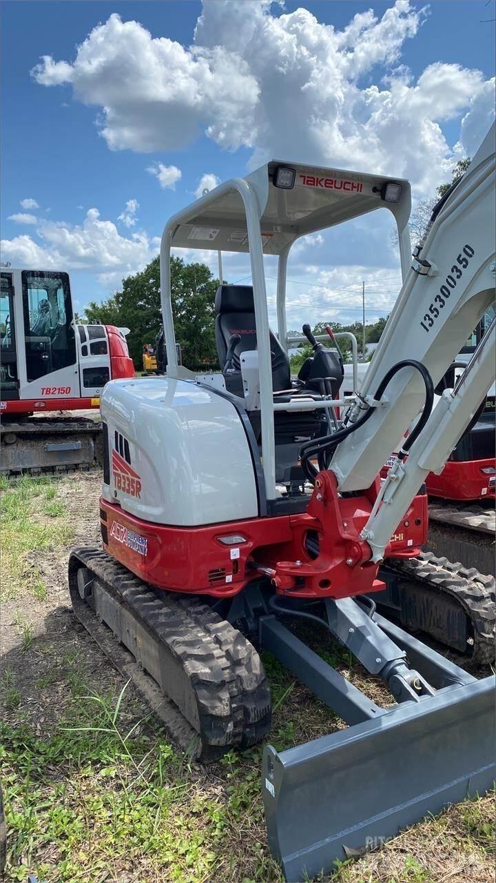 Takeuchi TB335R Minikoparki