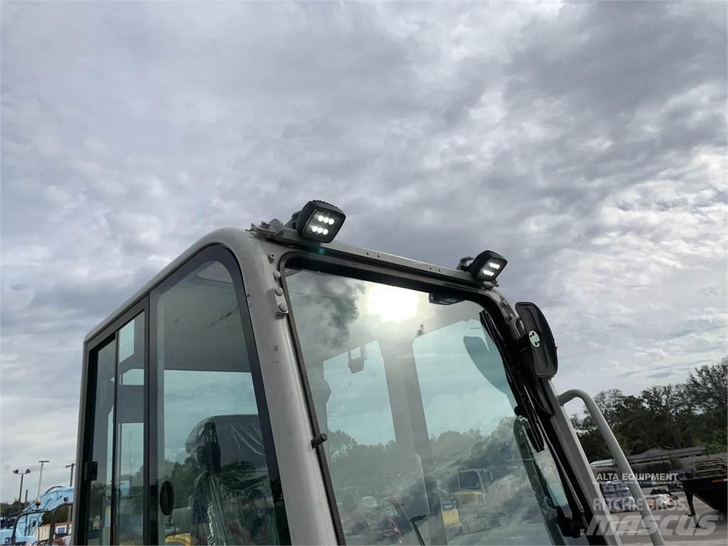 Takeuchi TB370 Koparki gąsienicowe