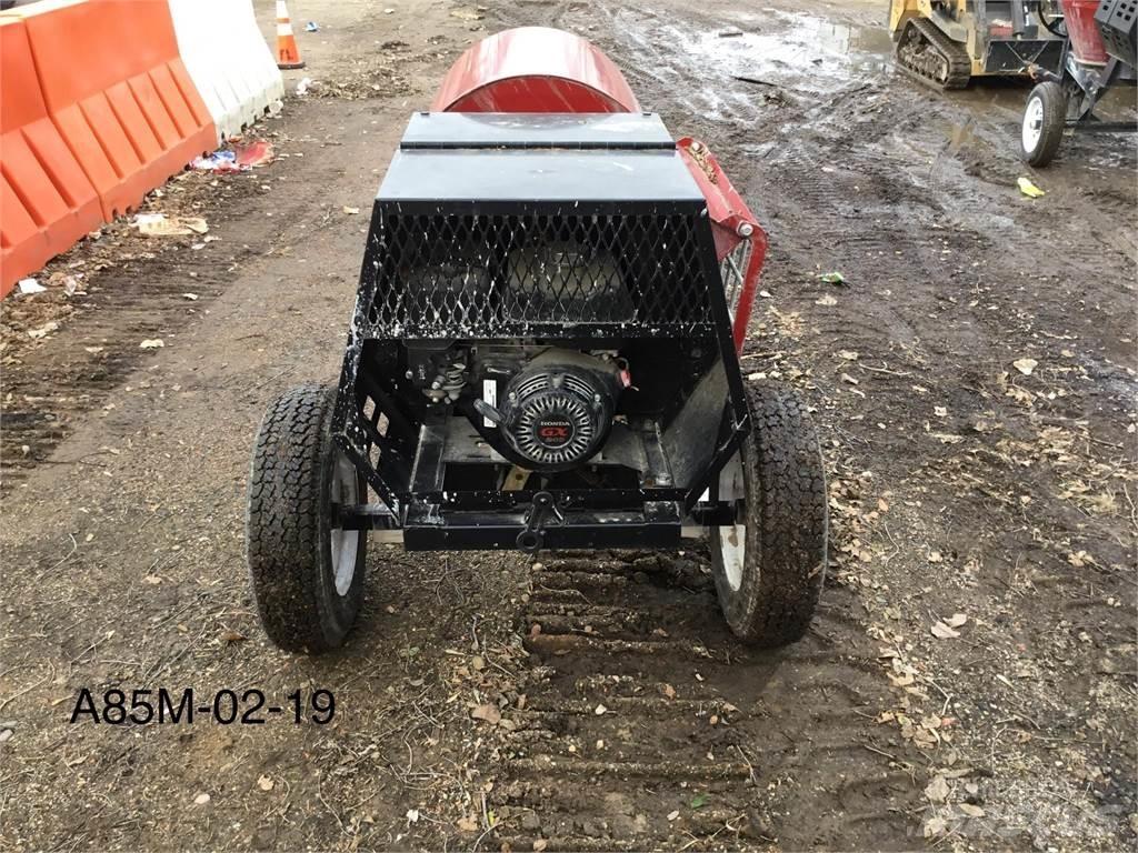 Toro MM858HP Betoniarki i gruszki