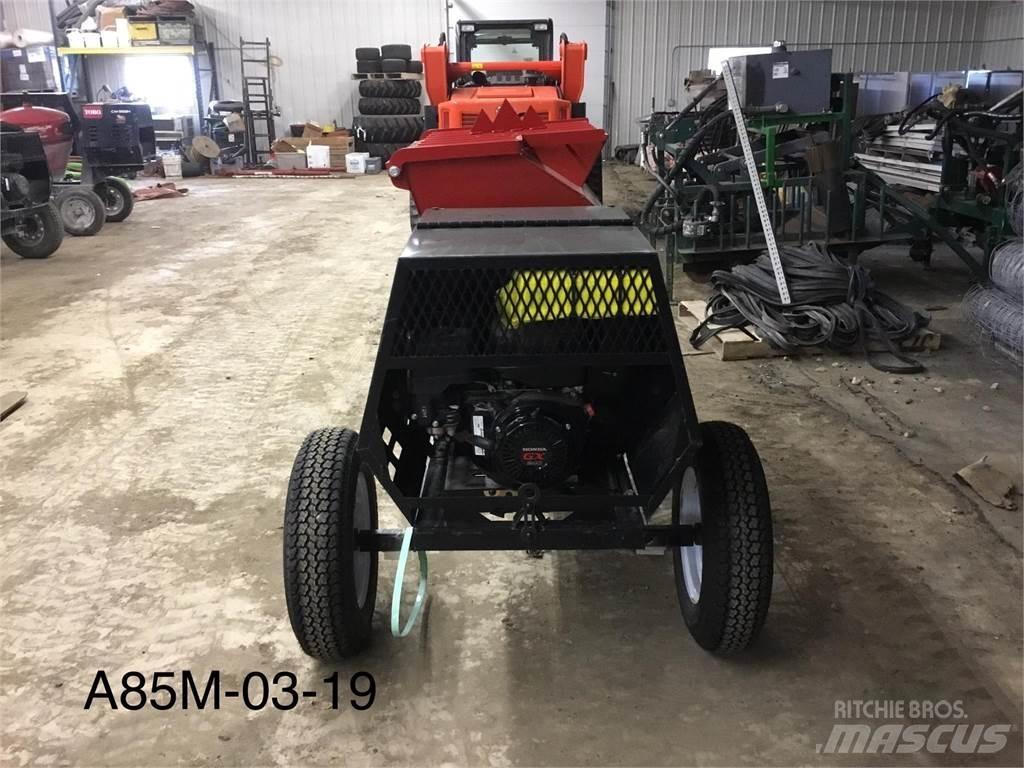 Toro MM858HP Betoniarki i gruszki