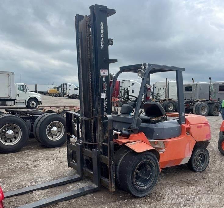 Toyota 7FDU45 Wózki widłowe inne