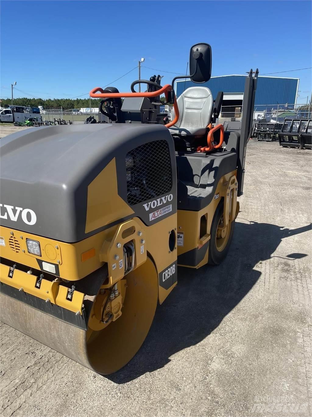 Volvo CR30B Walce typu kombi