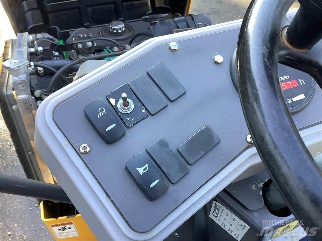 Volvo DD25B Walce dwubębnowe