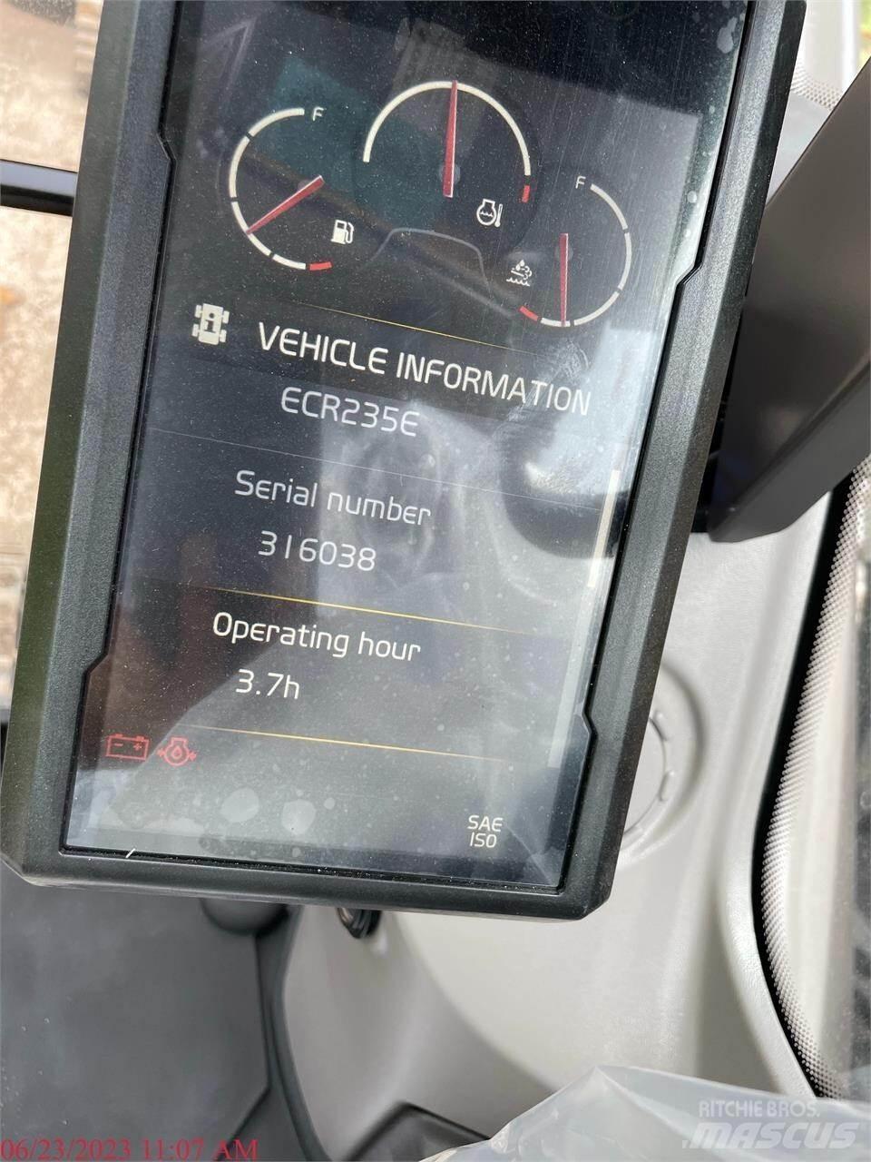 Volvo ECR235EL Koparki gąsienicowe