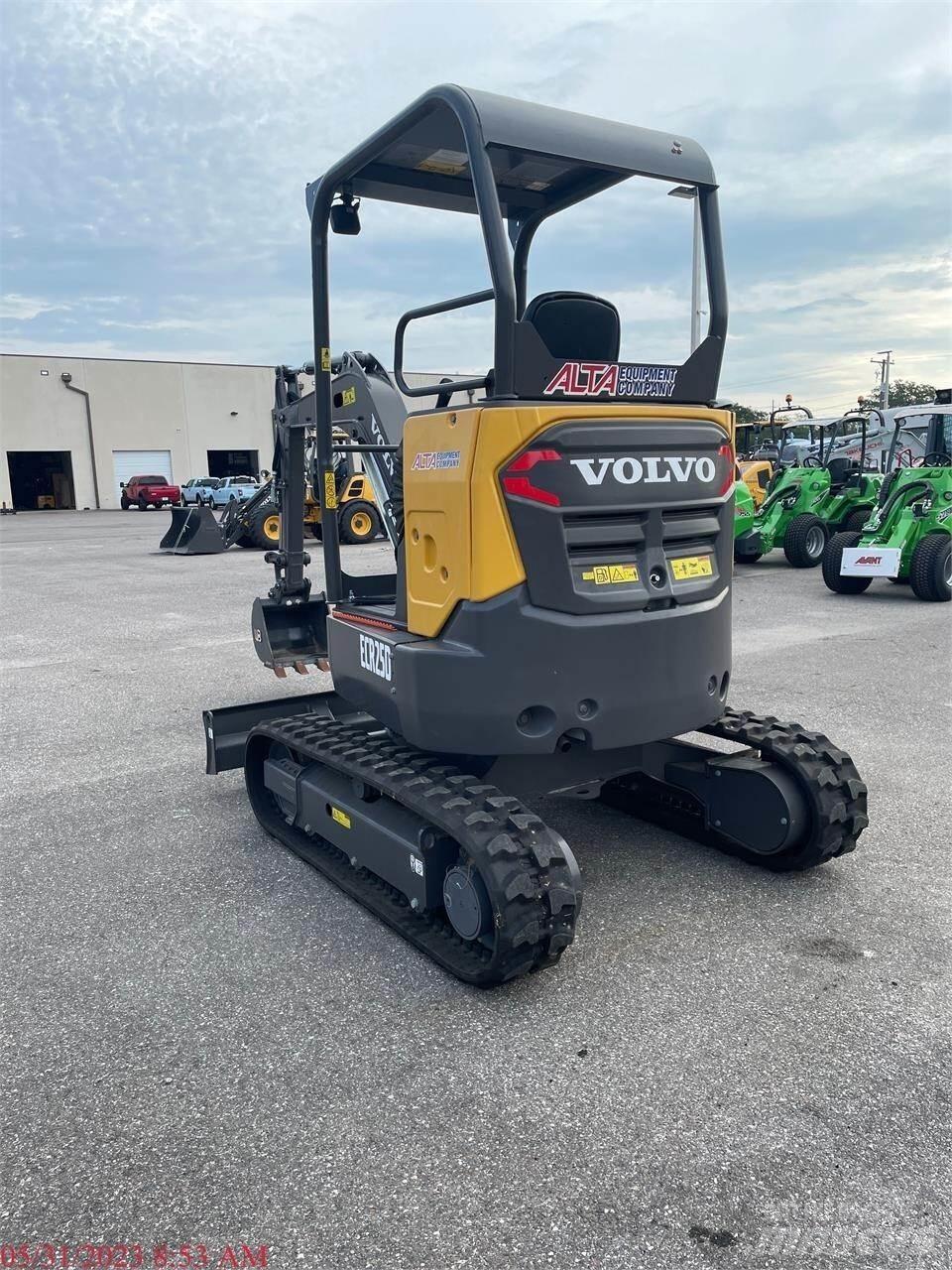 Volvo ECR25D Minikoparki