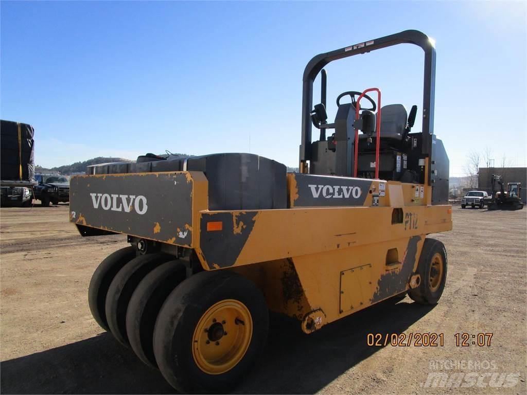 Volvo PT125C Walce ogumione