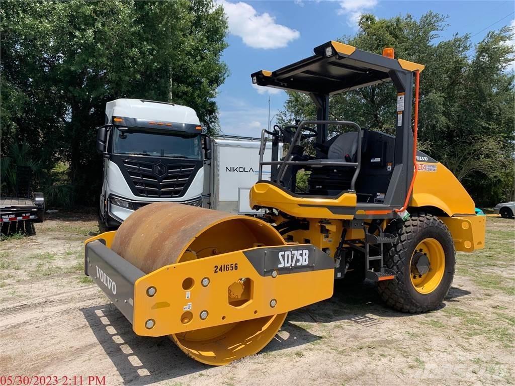 Volvo SD75B Walce dwubębnowe