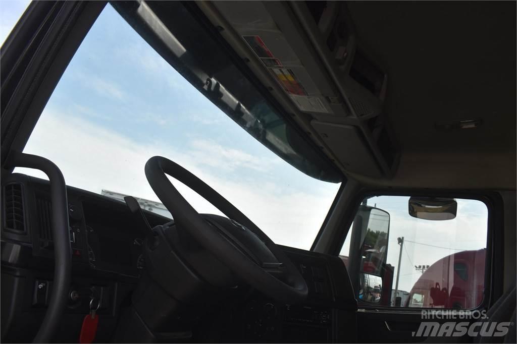 Volvo VHD104F300 Wywrotki