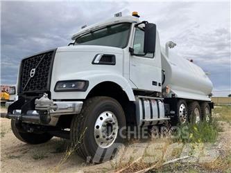 Volvo VHD84B300 Polewaczki