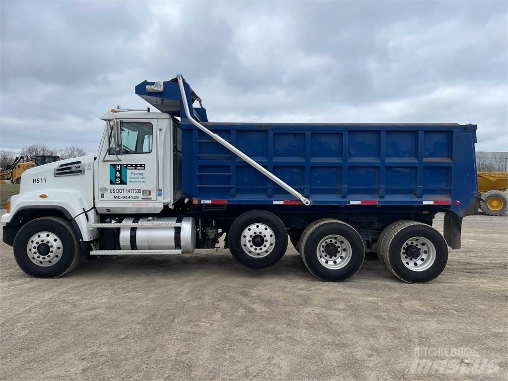 Western Star 4700 Maszyny budowlane - Inne