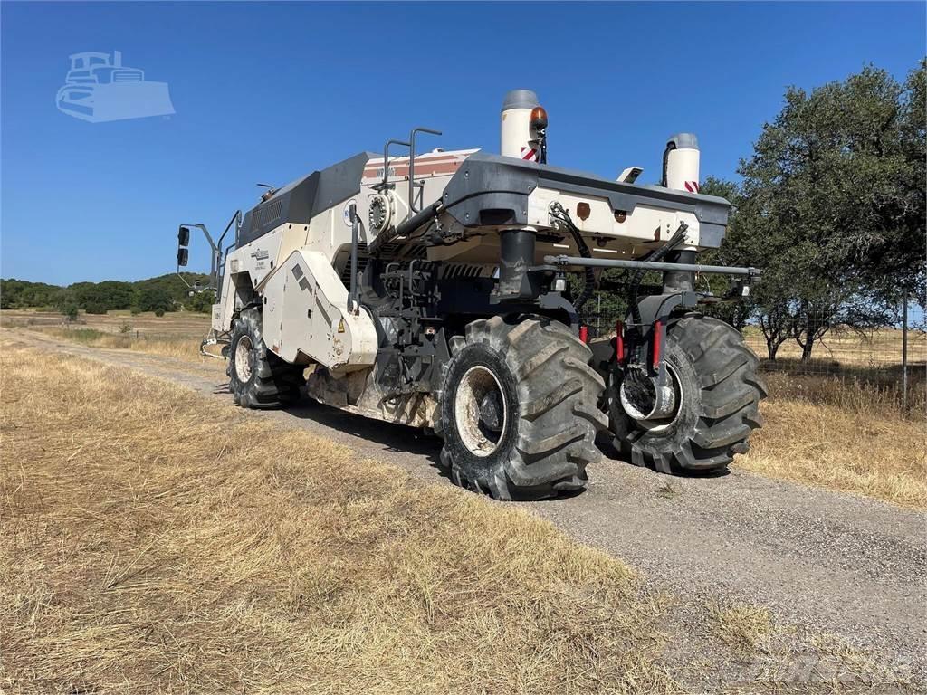 Wirtgen WR240I Recyklery do asfaltu
