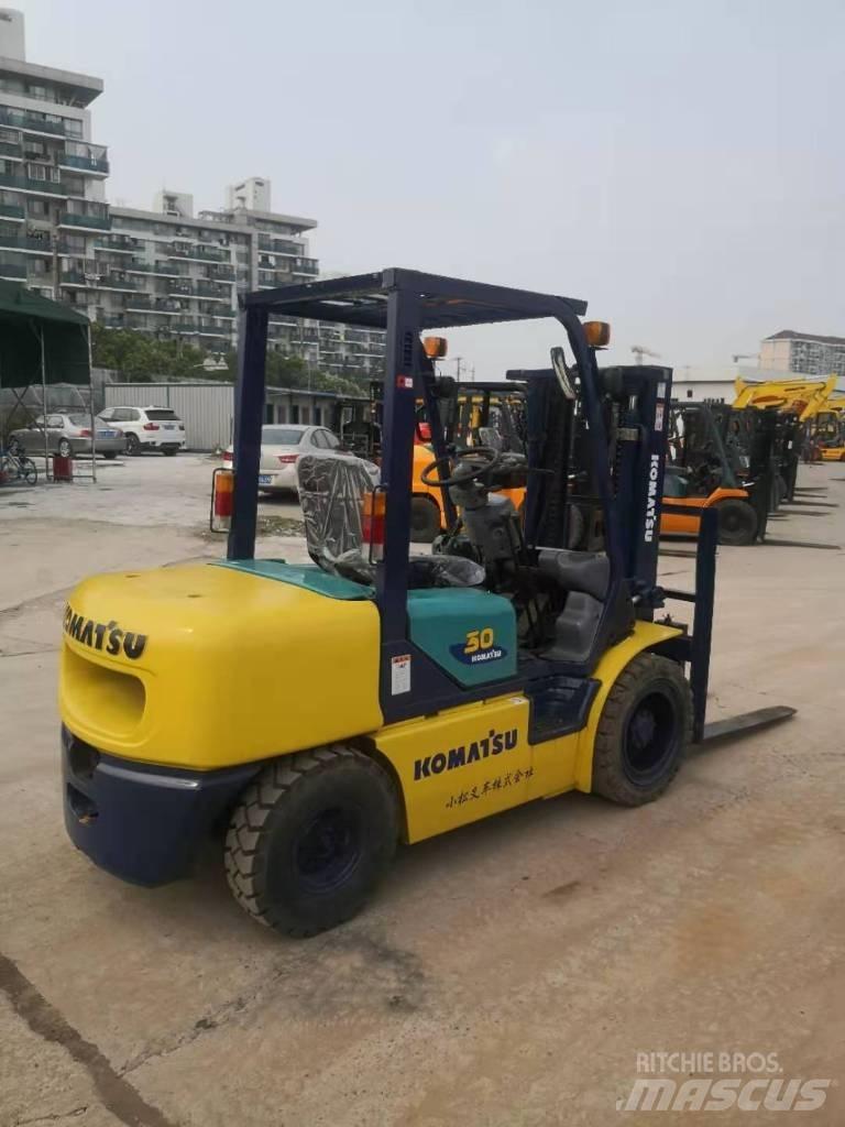 Komatsu FD 30 T-14 Wózki Diesla