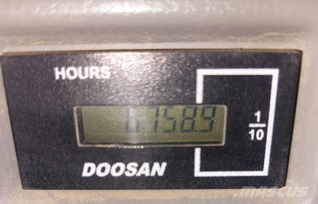 Doosan DX140 LCR-5 Koparki gąsienicowe