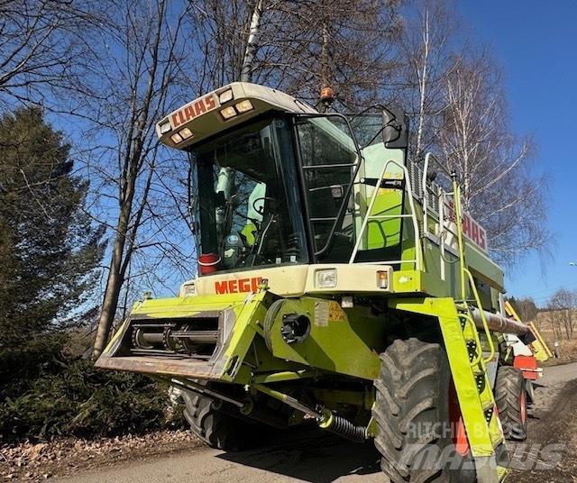 CLAAS Mega 208 Kombajny zbożowe