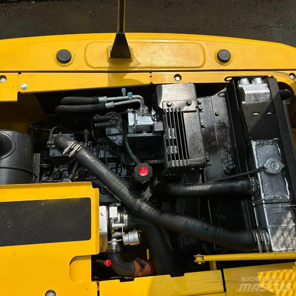Komatsu 130 Koparki gąsienicowe