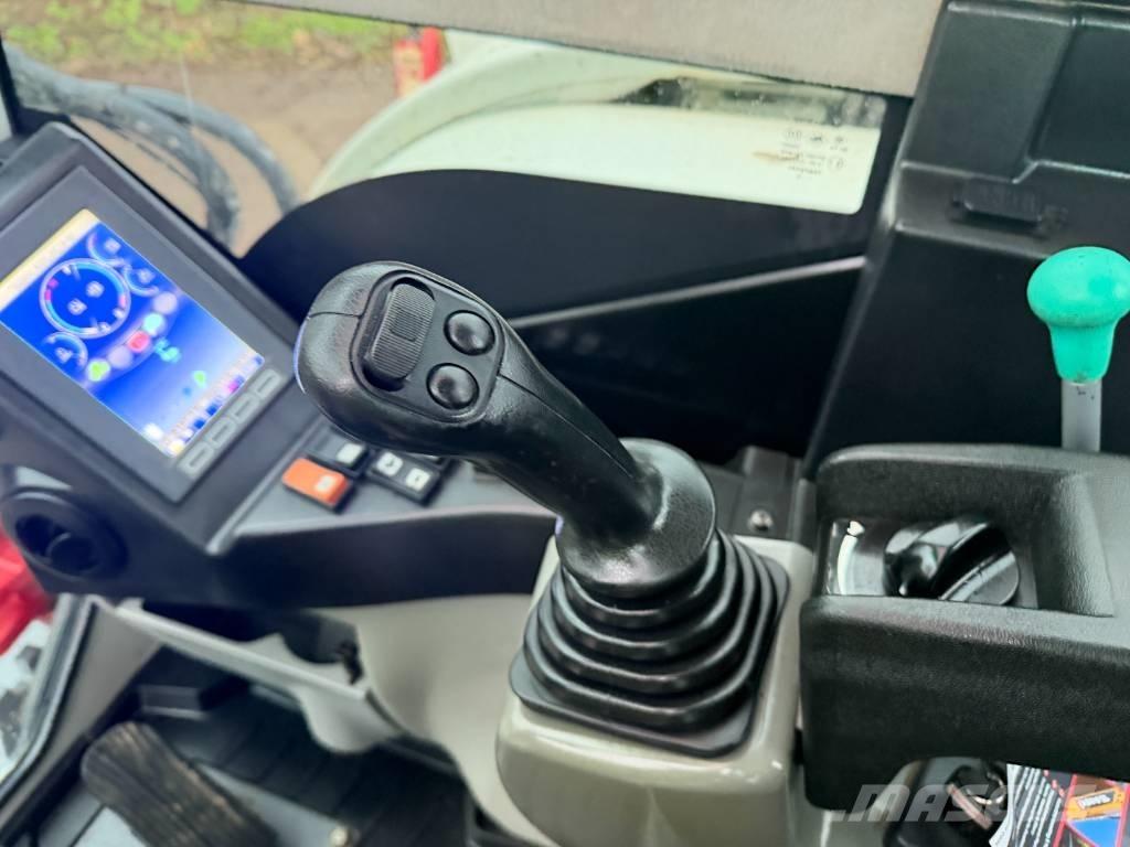 Takeuchi TB 295 W Koparki kołowe