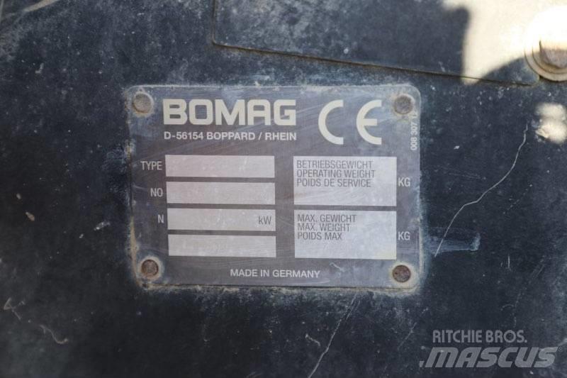 Bomag BW 225 D-3 Walce dwubębnowe