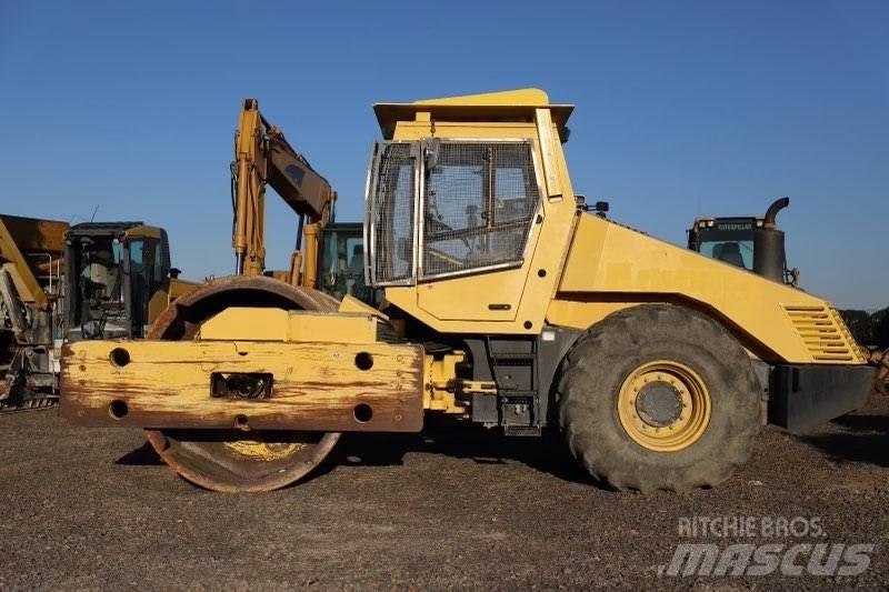 Bomag BW 225 D-3 Walce dwubębnowe