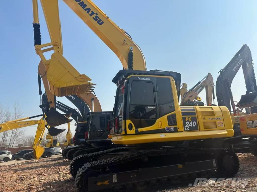 Komatsu PC 240 Koparki gąsienicowe