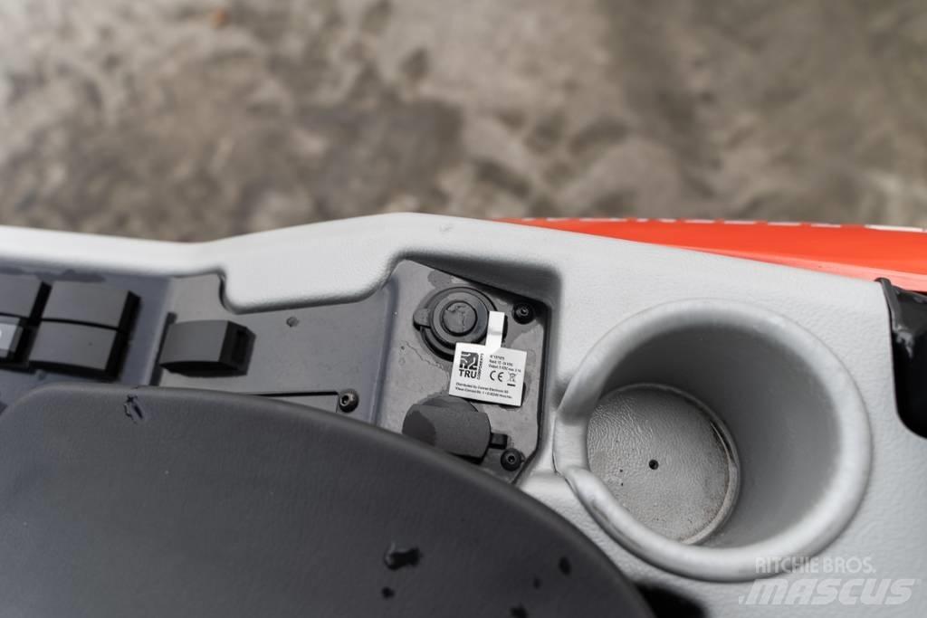 Manitou MLA 3-25H Miniładowarki
