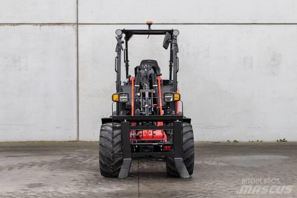 Manitou MLA 3-25H Miniładowarki